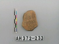 藏品(黃褐色粗砂陶片)的圖片